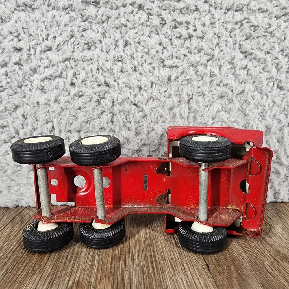 Vintage Tonka Red Pressed Steel Semi Truck‎ Cab Over Engine 55010 5 Inch